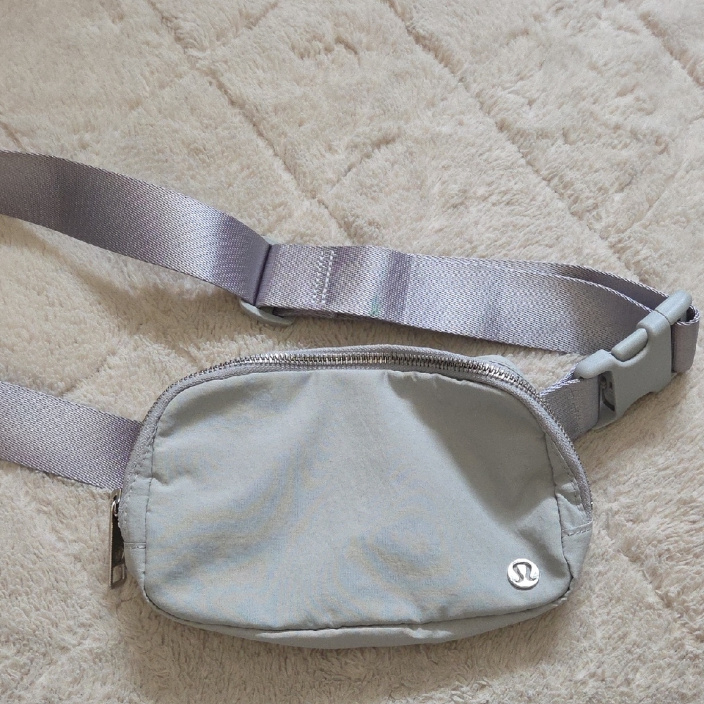 Lululemon Everyday Belt Bag